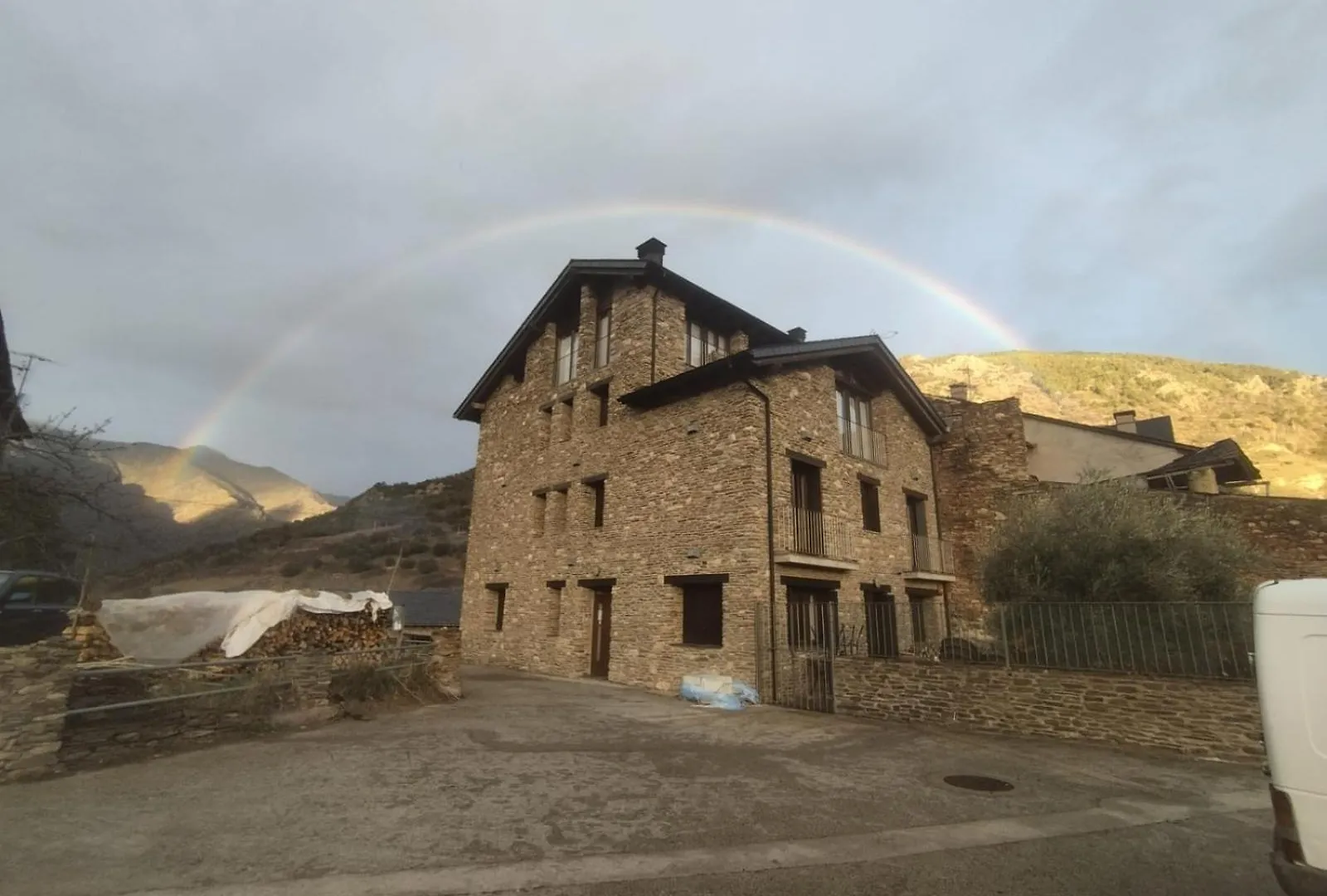 Lantställe Casa Rural La Comella Pensionat Tirvia Spanien