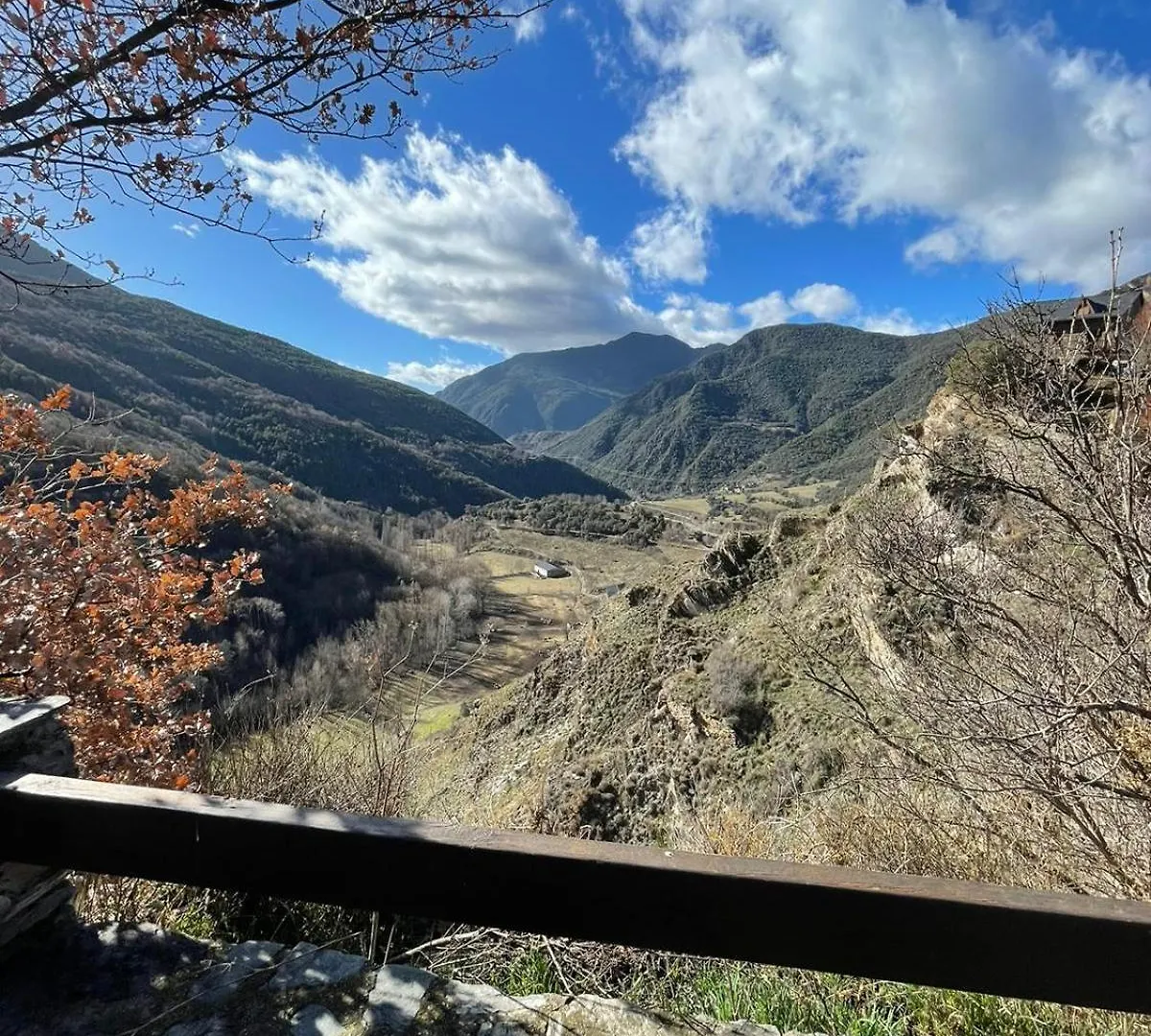 Casa Rural La Comella Tirvia