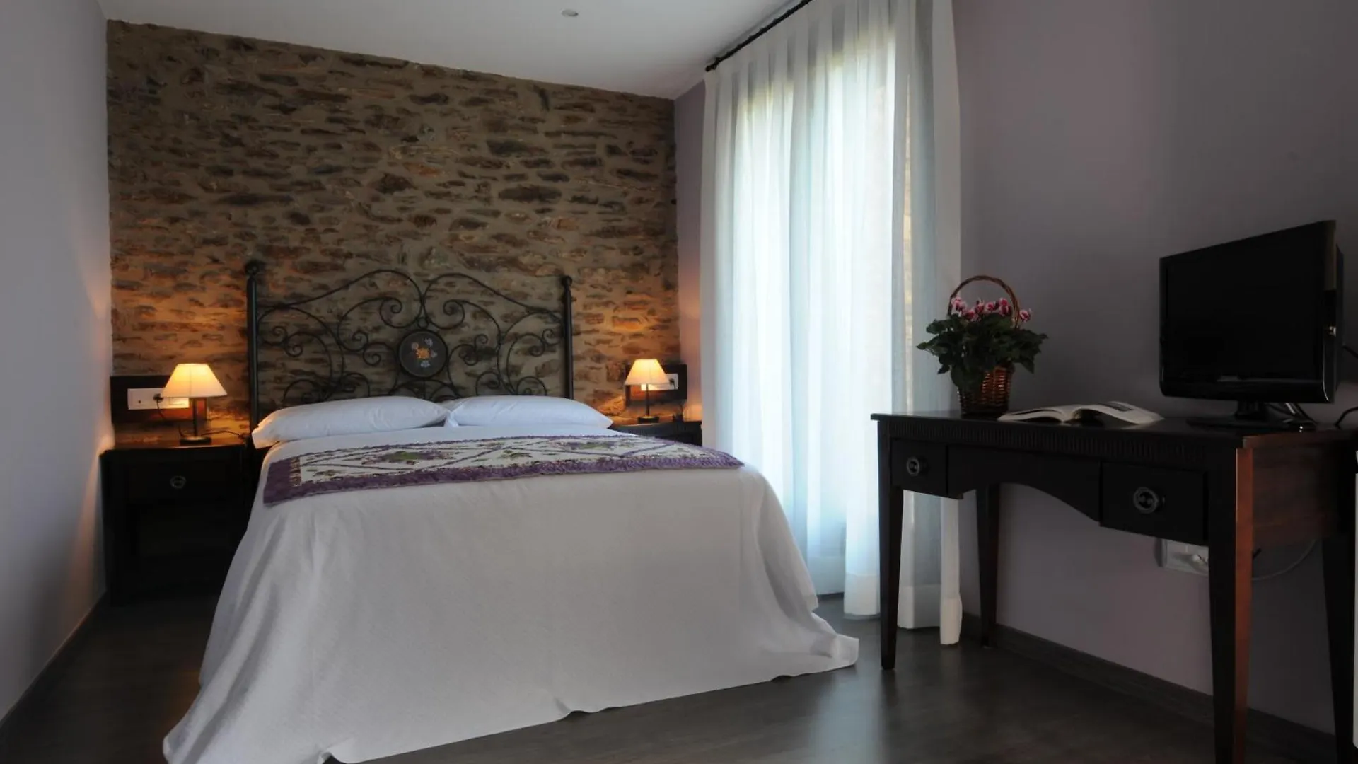 Hétvégi ház Casa Rural La Comella Tirvia
