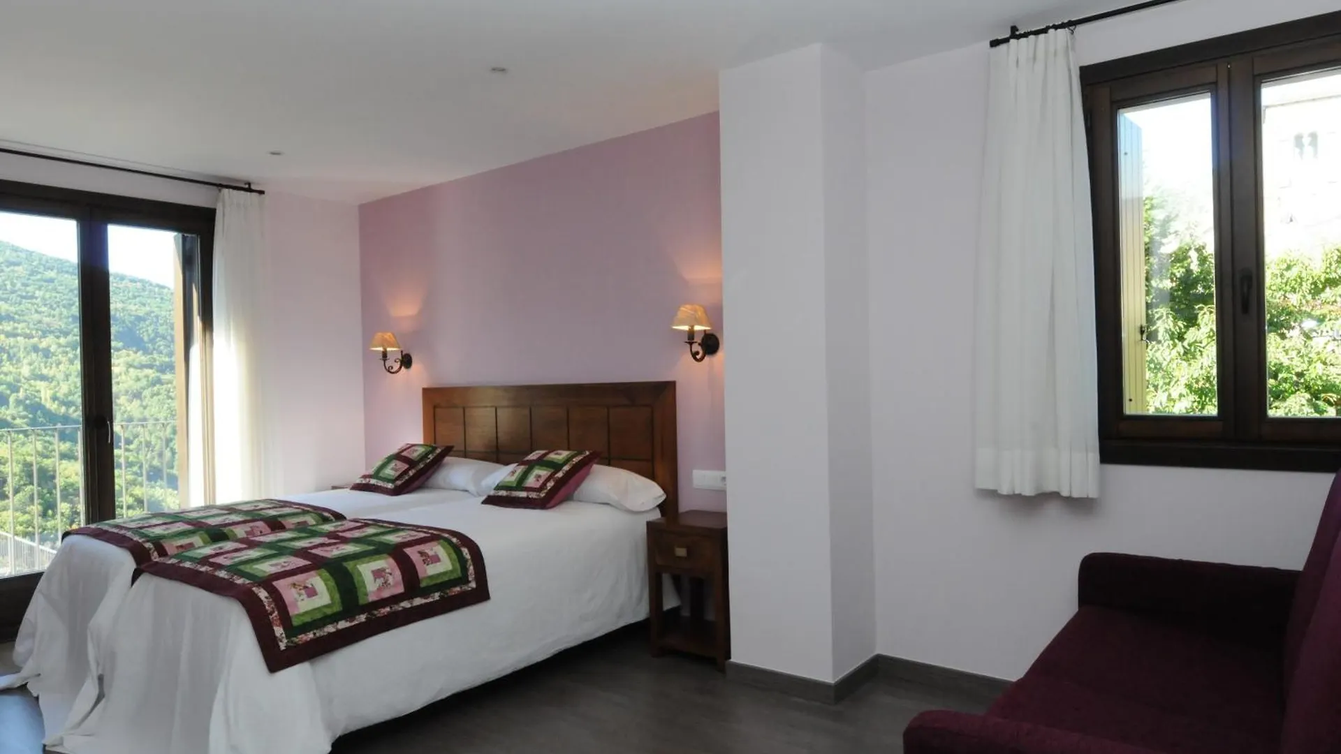 Lantställe Casa Rural La Comella Pensionat Tirvia Spanien