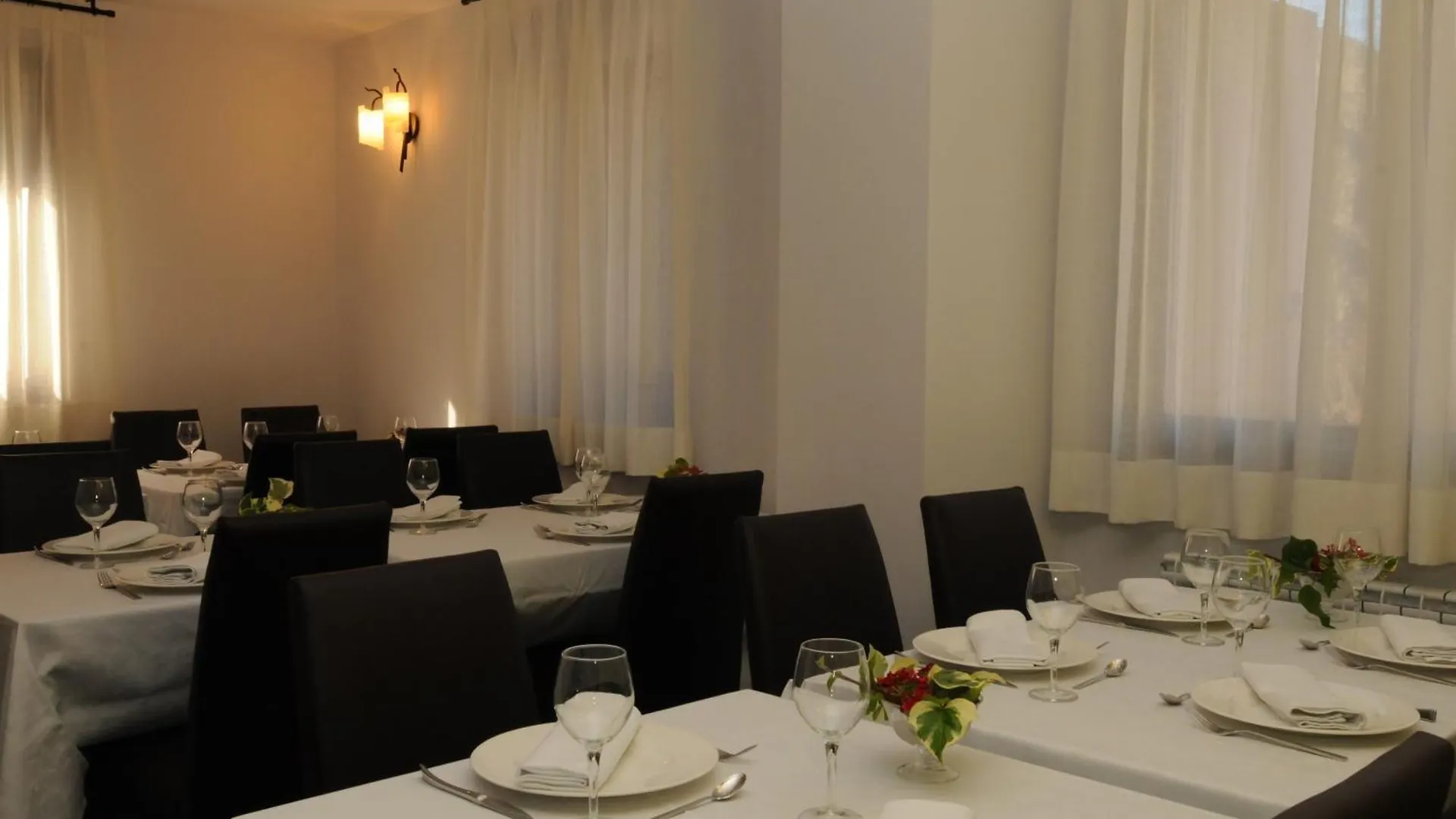 Casa Rural La Comella Pensionat Tirvia Lantställe