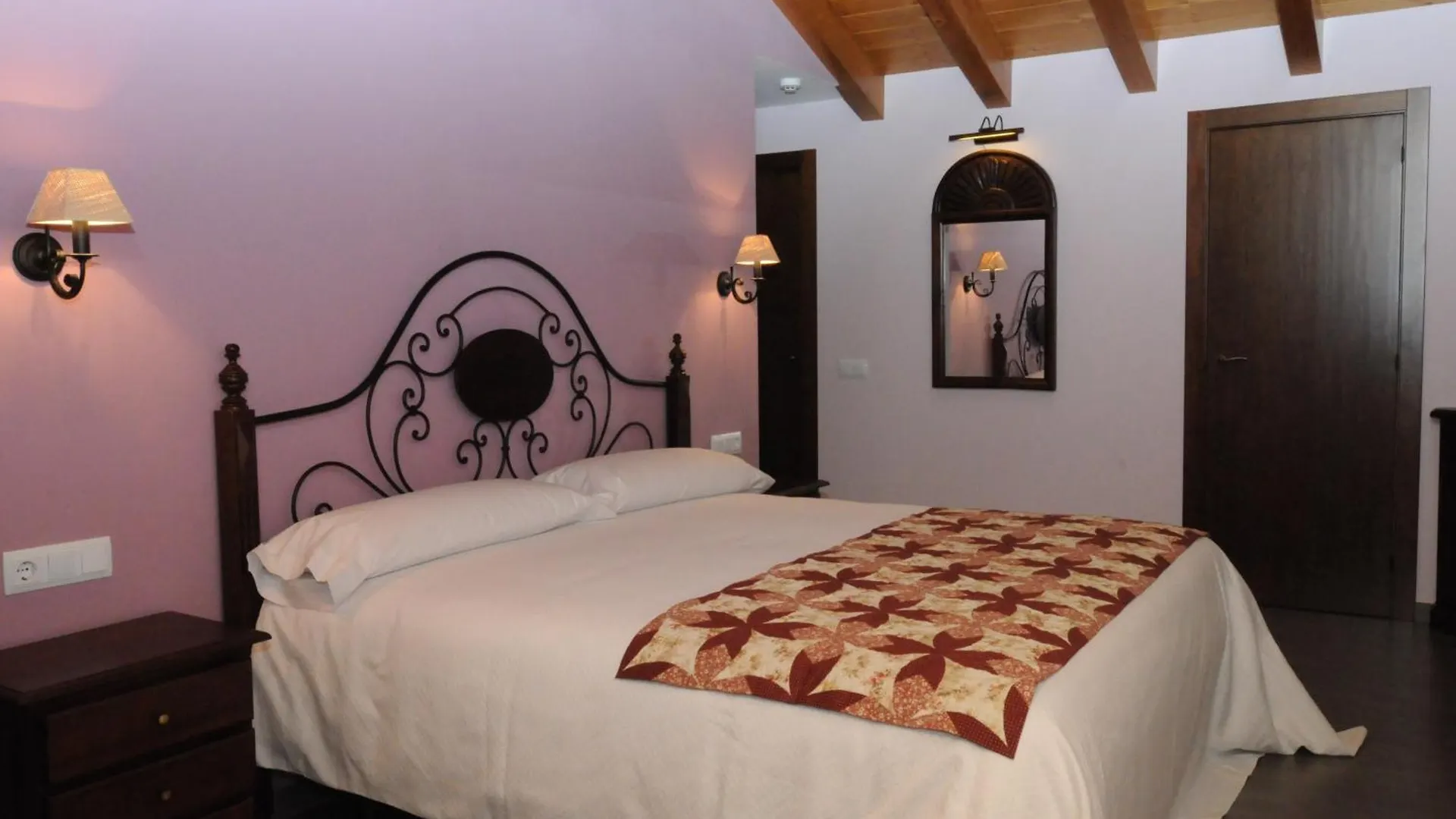 Lantställe Casa Rural La Comella Pensionat Tirvia Spanien